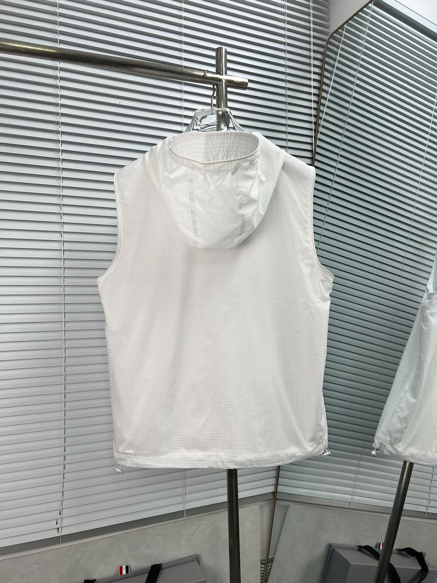 Thom Browne 24New Arrival ！ ， ， ，Breathable ， ； ：Gray Navy Blue White Sizes：1-5